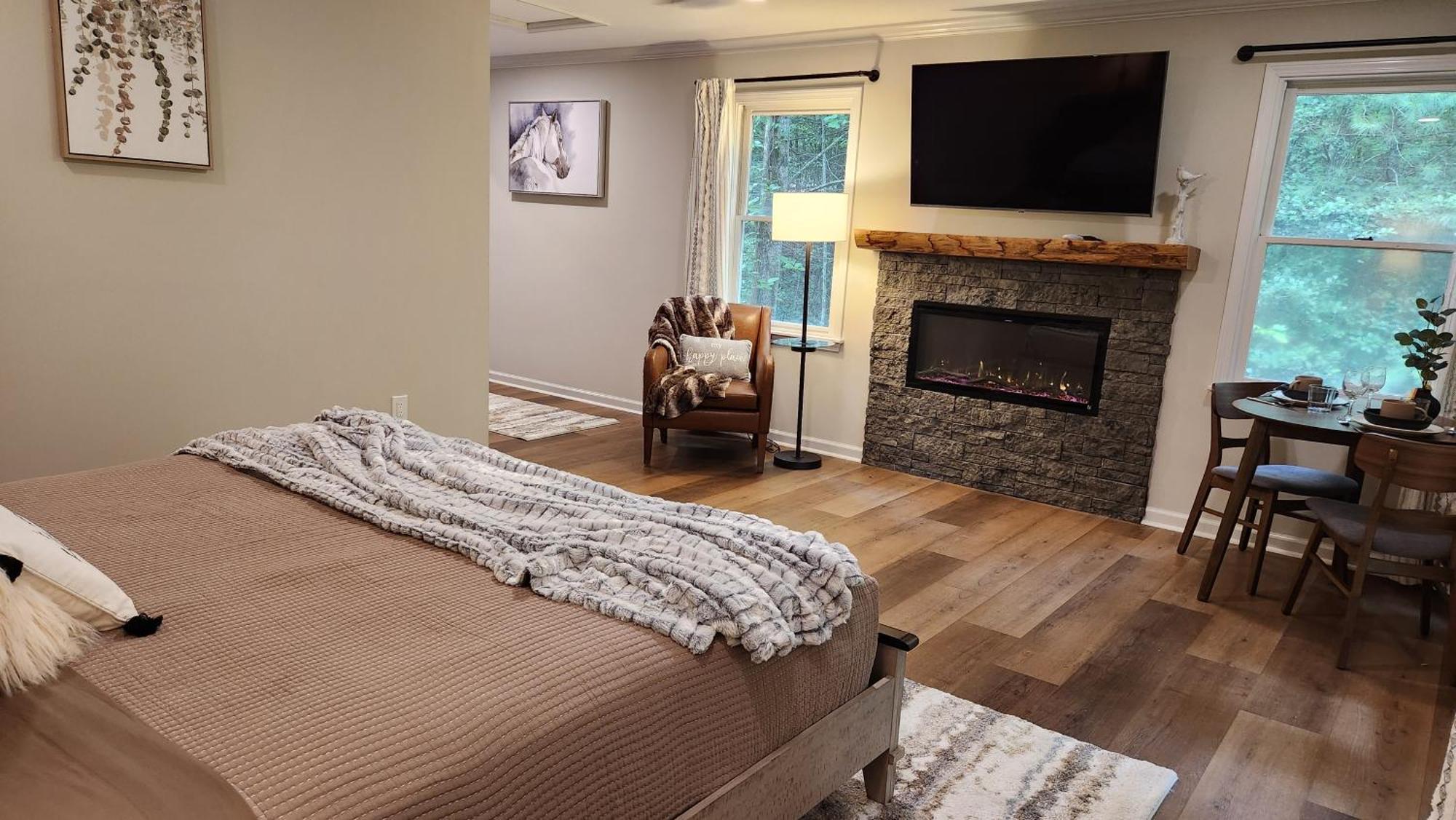 Forrest Hills Mountain Resort Dahlonega Δωμάτιο φωτογραφία
